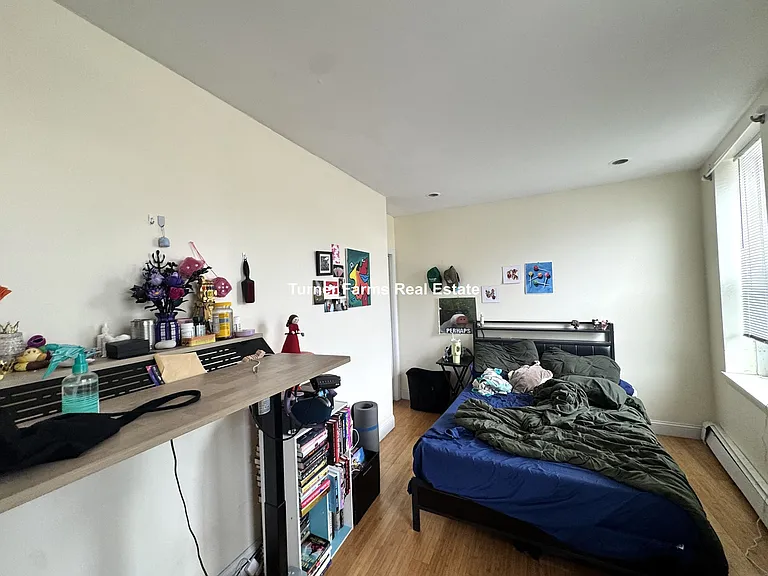 212 Maverick St #3F — Photo 6