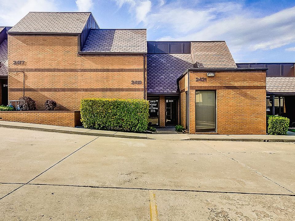 1st image of 2419 Wilcox Dr