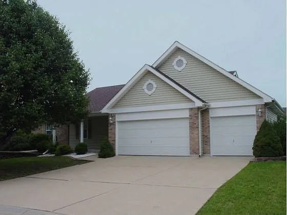 7373 The Cedars Dr photo 1