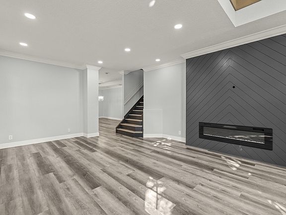 4th image of 6917 Sea Daisy Drive