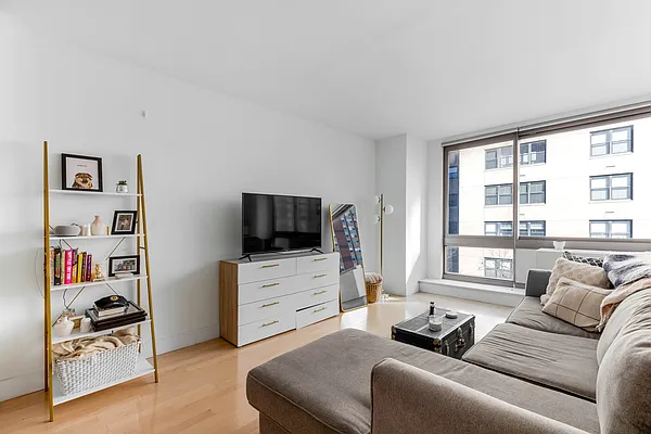 APARTMENT VOL.0〜12 セット 242 East 25th Street #5E in Kips Bay, Manhattan | StreetEasy