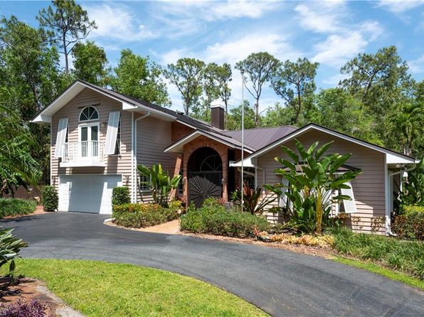 1510 Logan Ct, Naples, FL 34116