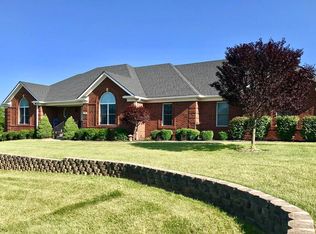 1911 Clark Pointe Dr, Crestwood, KY 40014