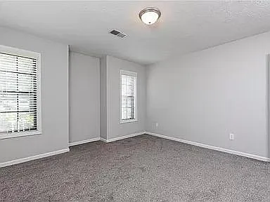 458 Woodstone West Dr — Photo 12