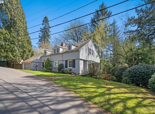 5634 SW Menefee Dr, Portland, OR 97239