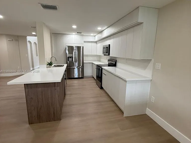 16432 SW 47th Ter — Photo 6