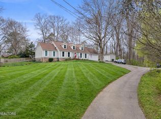 5921 Parkdale Rd, Knoxville, TN 37912