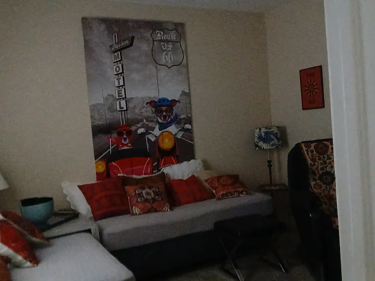 2nd bedroom