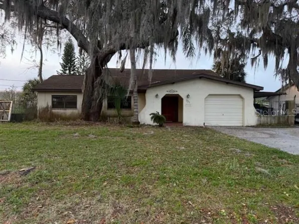 701 Madison St, Tavares, FL 32778