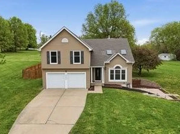 15621 Meadow Ln, Excelsior Springs, MO 64024
