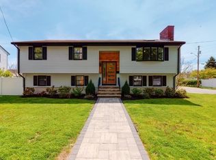 10 Wolcott Rd, Saugus, MA 01906