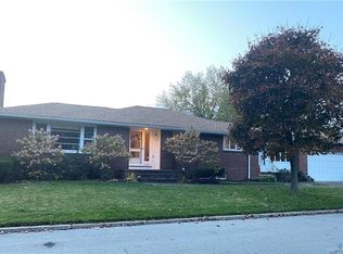 126 South Dr, Amherst, NY 14226