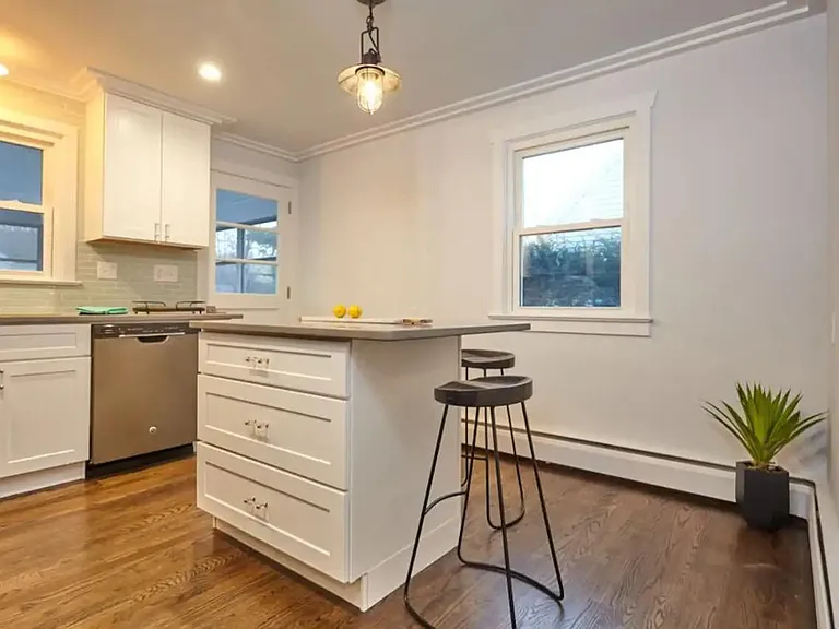 107 Valley Rd — Photo 13
