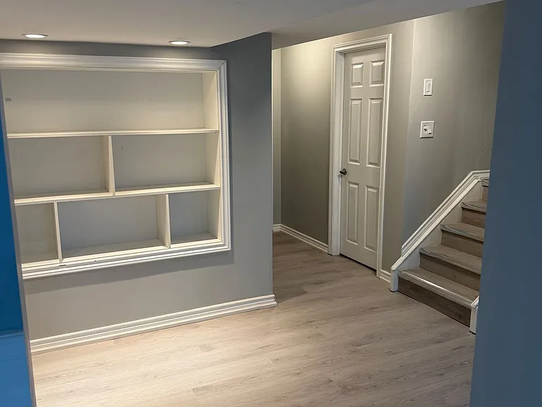 327 Mantle Ave #BASEMENT — Photo 13