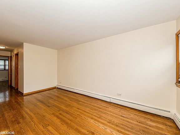 3rd image of 8048 S Evans Ave