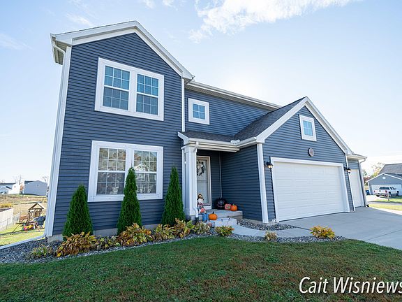 3rd image of 442 Oak Meadow Dr