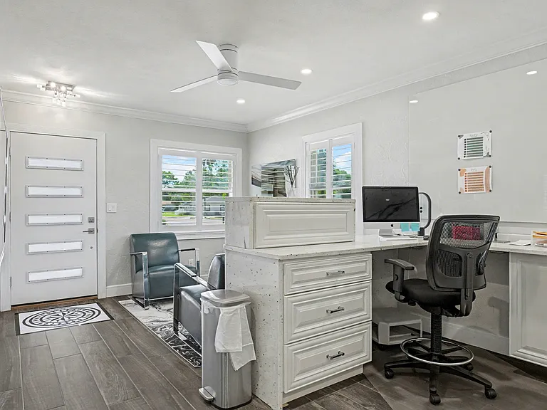 1701 Rogero Rd #1701 — Photo 7