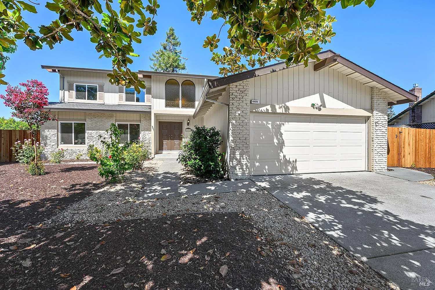 4404 Hollingsworth Circle - Photo 3