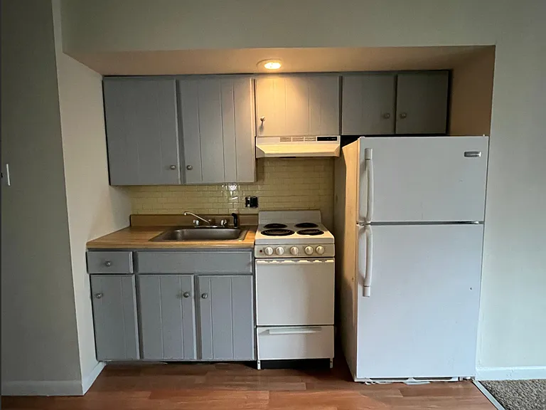 Morris Apartments — Photo 20