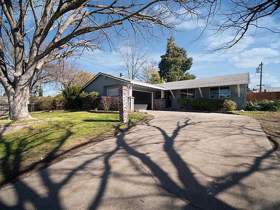 2nd image of 2240 Kenworthy Way