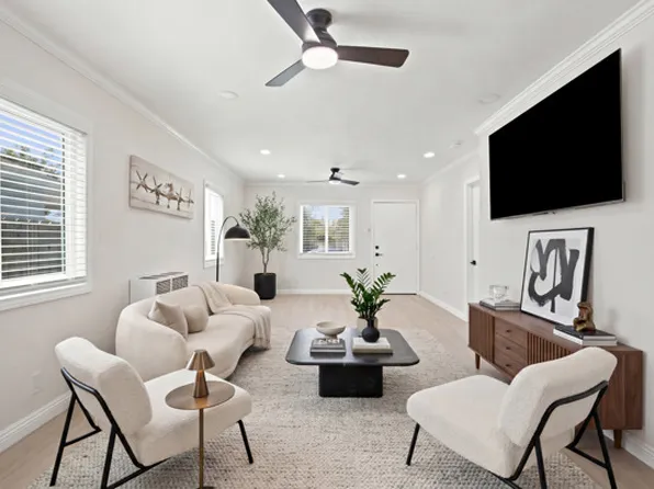 3123 W 60th St APT A, Los Angeles, CA 90043