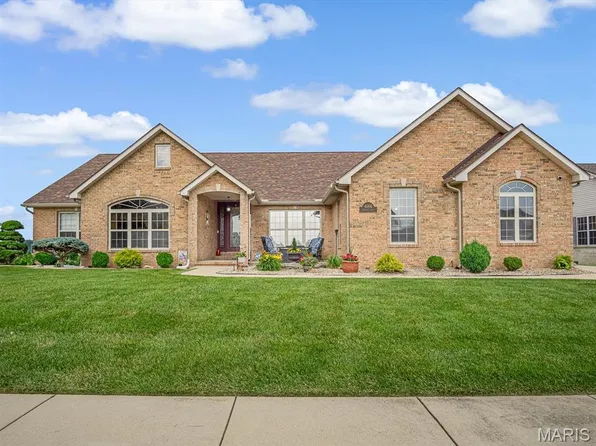 4184 Redfield Dr, Swansea, IL 62226