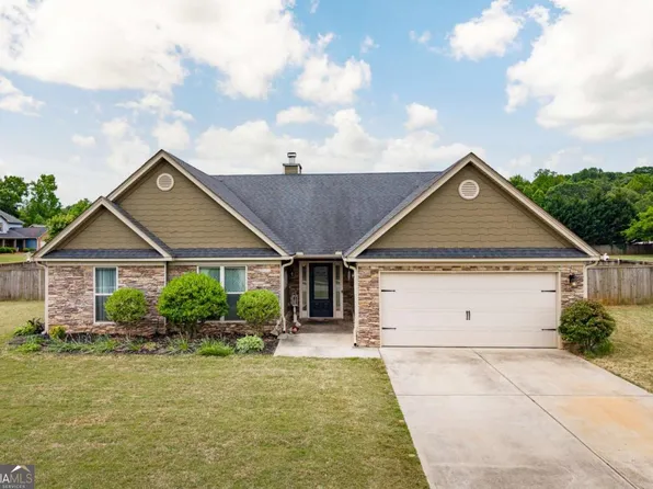 19 Lake Point Ct, Jefferson, GA 30549