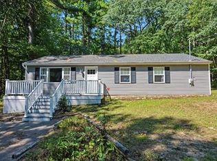 218 Island Rd, Lunenburg, MA 01462