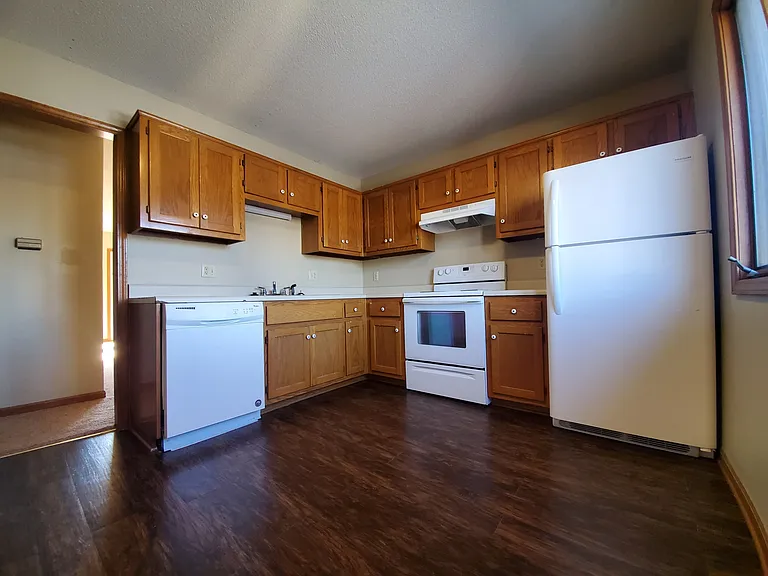 904 E Ohio St #2C — Photo 4