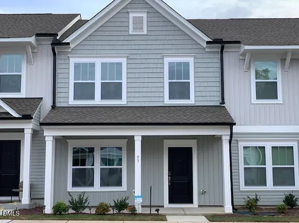 93 Camel Crazies Pl, Lillington, NC 27546