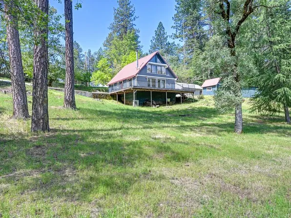 940 Pine Hill Rd, Colfax, CA 95713