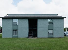1501 Oakdale Cir, College Station, TX