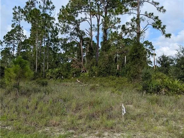 728 Fuller AVE S, LEHIGH ACRES, FL 33974