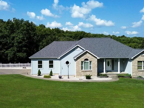 3169 Brook Stone Rd, Festus, MO 63028