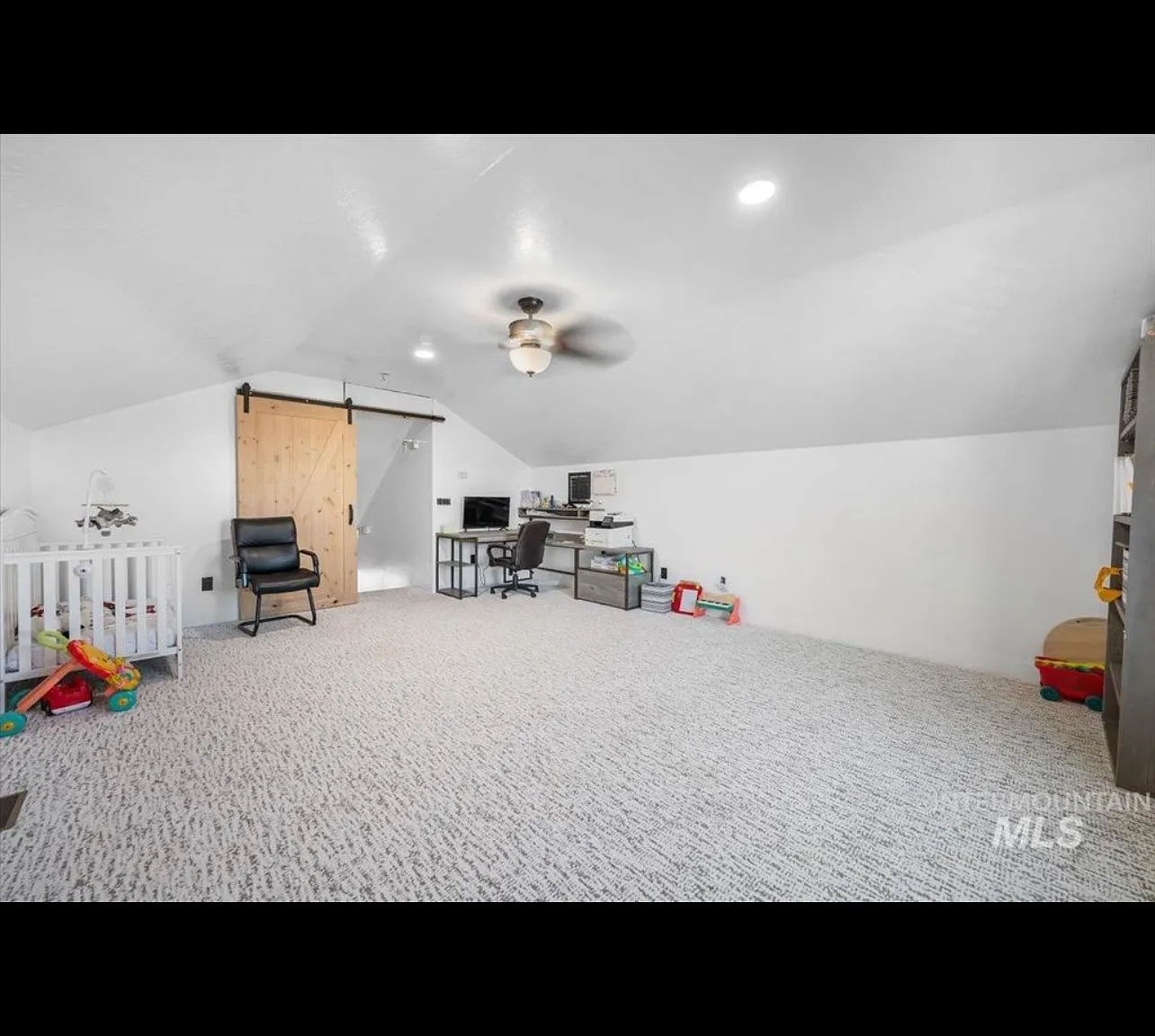 4 bed, 2243 sqft, $2,550 — Photo 1