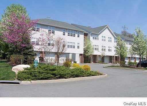 65 Deer Ct Drive Middletown NY 10940 Zillow 65 Deer Ct Drive Middletown NY 10940 Zillow