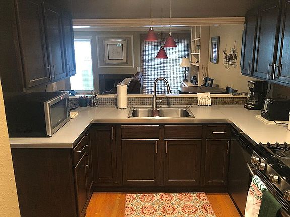 4th image of 2810 Grants Lake Blvd