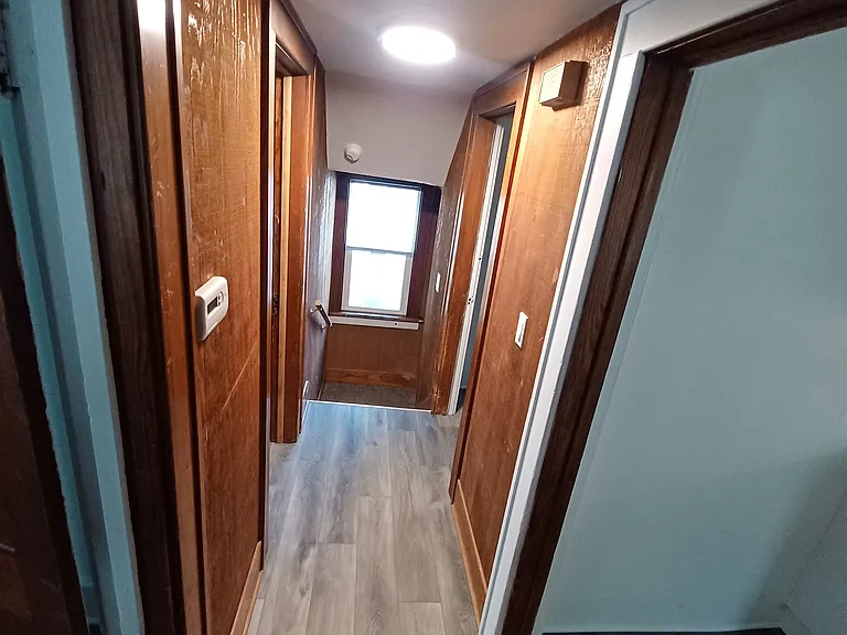 1513 Duff Ave — Photo 6