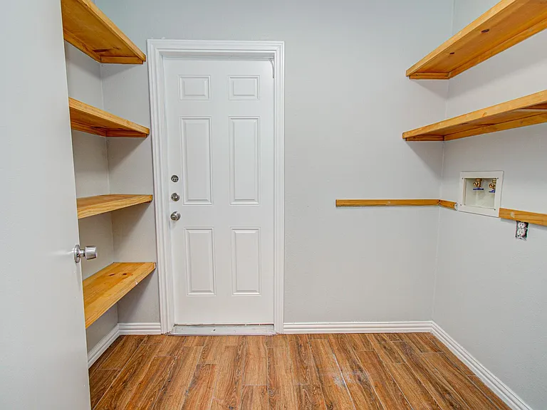 10546 Rippling Fields Dr — Photo 28