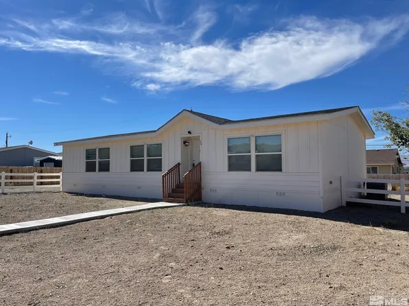 54 Whiteface Ln, Yerington, NV 89447