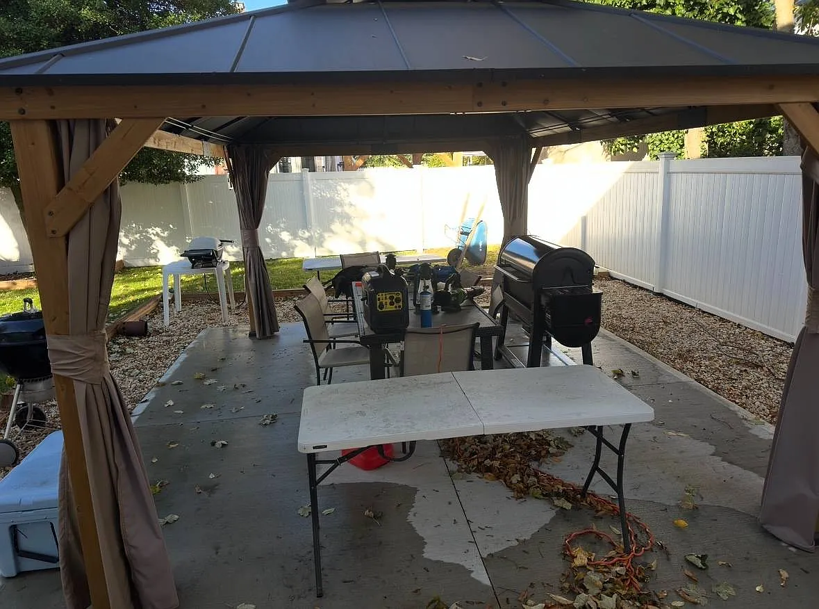 1 bed, 1.5 bath, 1954 sqft, $1,900 — Photo 3
