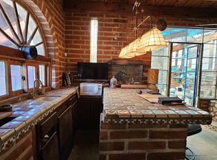 2401 E Mitchell St, Tucson, AZ 85719