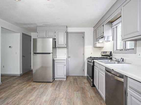 4th image of 97 Michon St #99