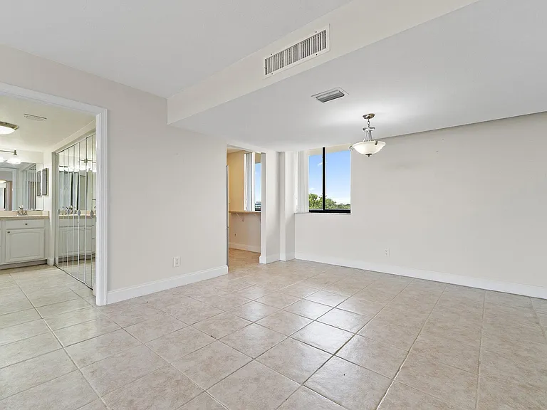1605 S US Highway 1 #M1-506 — Photo 34