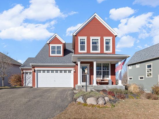 15 Prosperity Way, Hudson, WI 54016