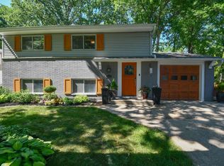 652 E Wilson St, Oconomowoc, WI 53066