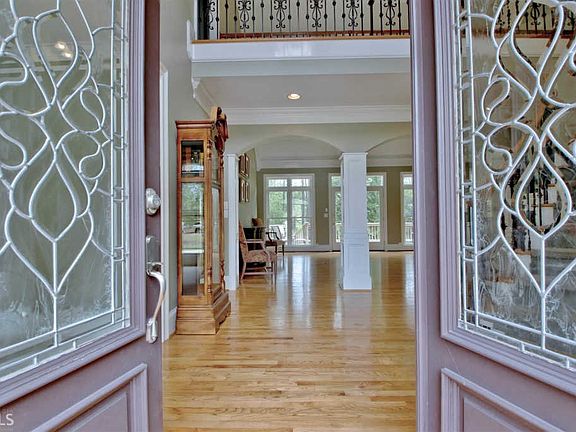 2nd image of 212 Brookings Ln