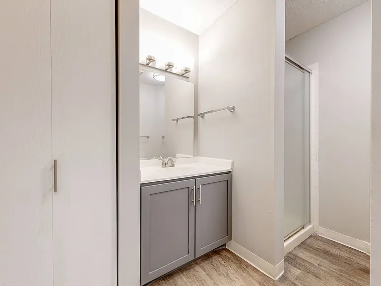Audenn Apartments — Photo 130