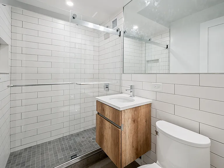 315 W 57th St #8G — Photo 7