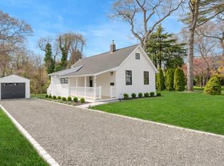 88 Cliff Avenue, Sayville, NY 11782
